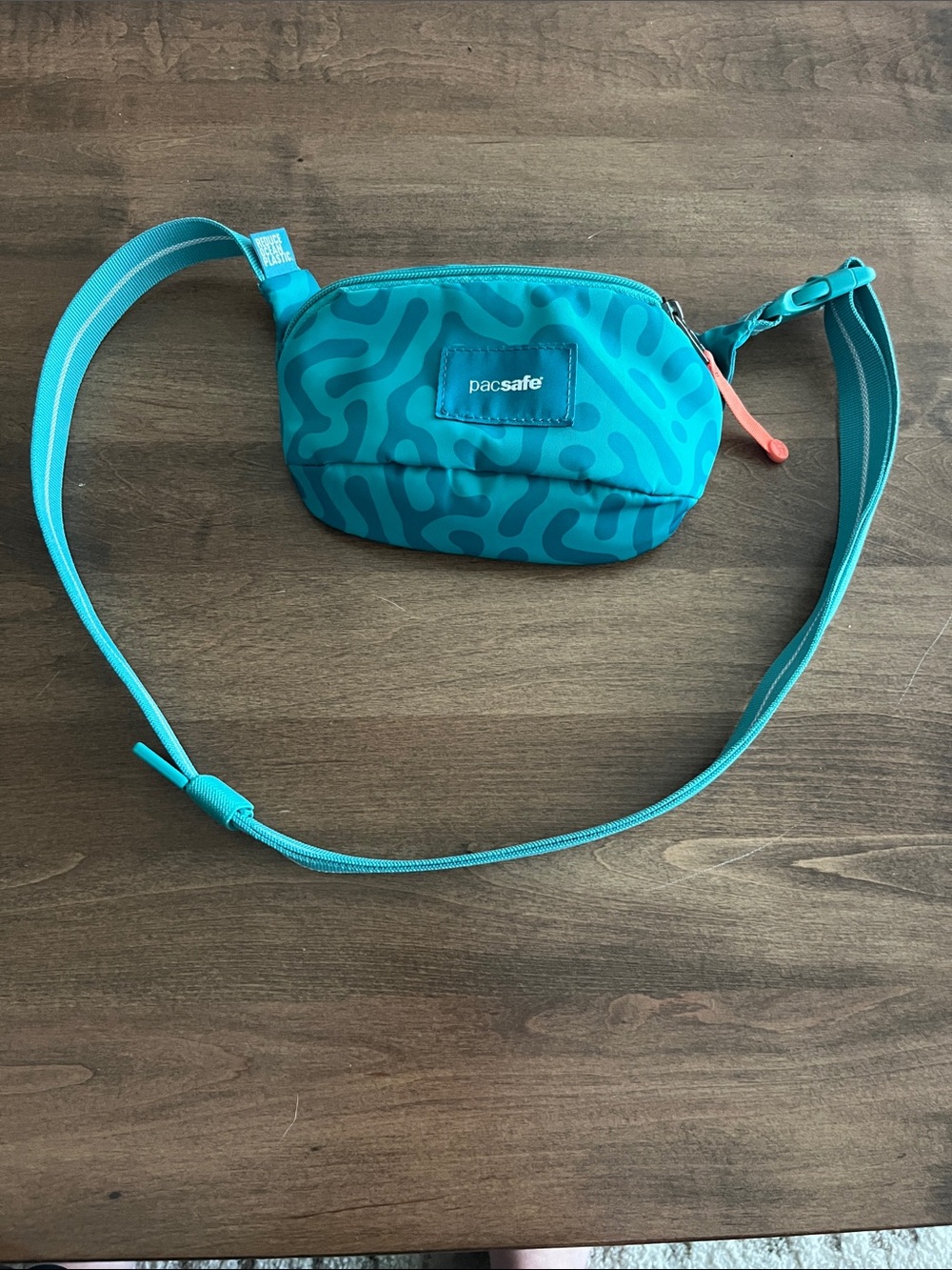 Pacsafe GO Micro Sling, REEF